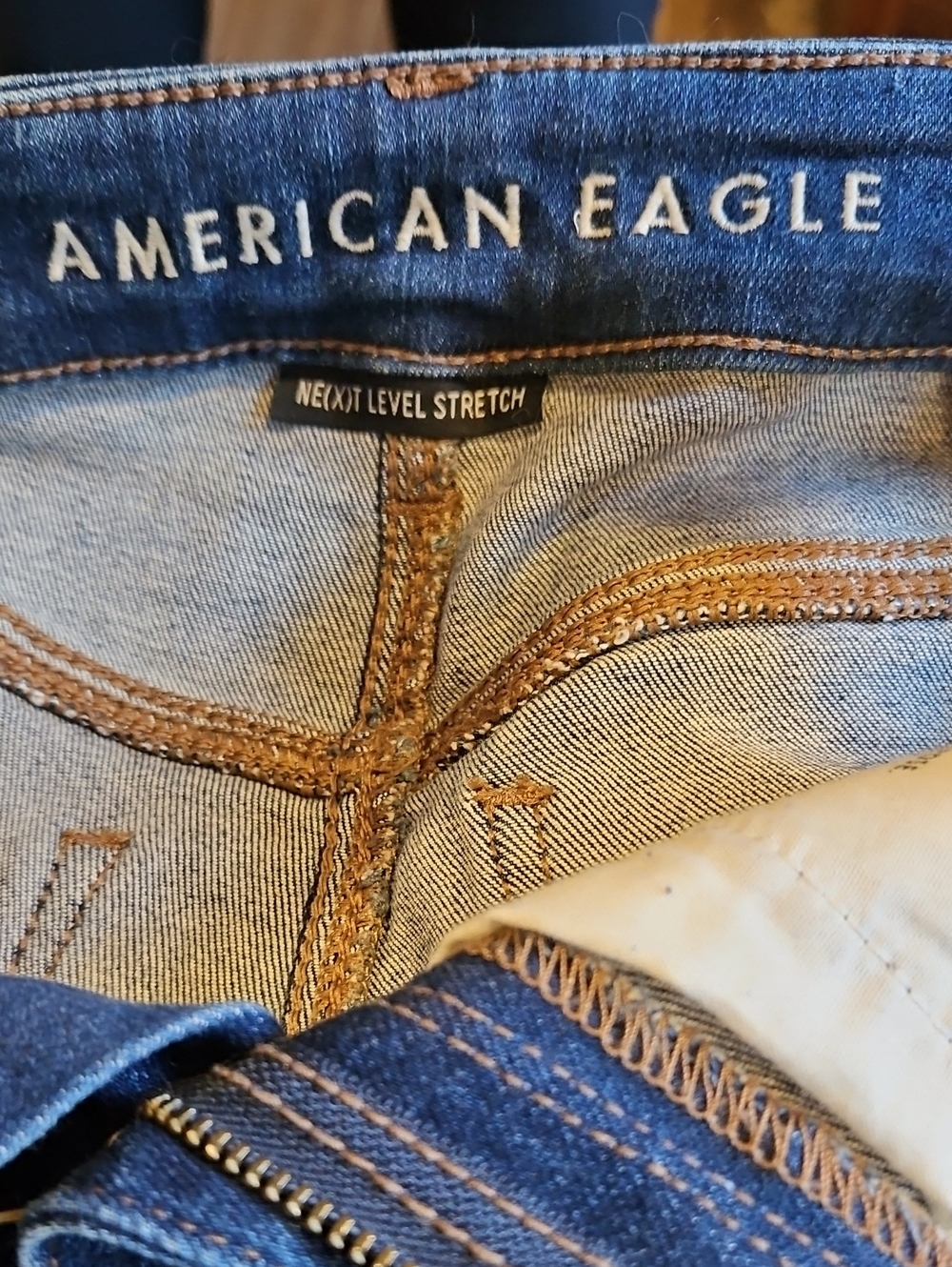 Women's American Eagle Outfitters Distressed Straight Leg Jeans - Blue - Size 4 - Picture 8 of 10